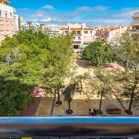 Marinasunbeach Gil Vallejos Apartman *