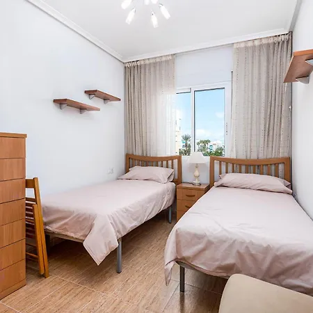 Marinasunbeach Gil Vallejos Apartman